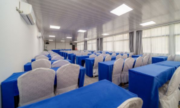 Fanjianshanguijudengfengjiudian