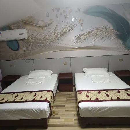 Jingshan Town Inn