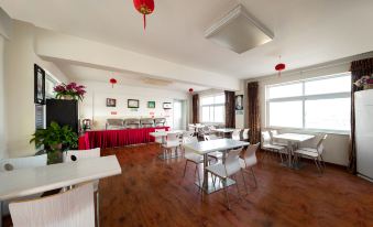 Shangkeyou Chain Hotel (Dennis Plaza, Liaohe Road, Luohe)