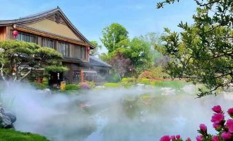Taibai Mountain Tangzhen Shitang Huasong Hot Spring Resort Hotel