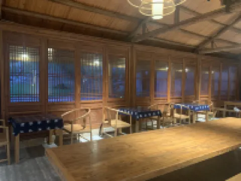 Guifeng Xiaolu Xianjuju