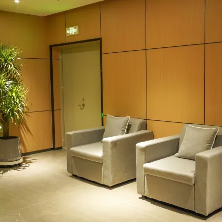 IU Hotel (Kailai Xinyue Shopping Plaza & Easyhome Branch, Xinzhou)