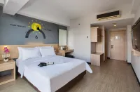 ROOMS INC d'botanica Bandung Hotel dekat Mr.ippop sf