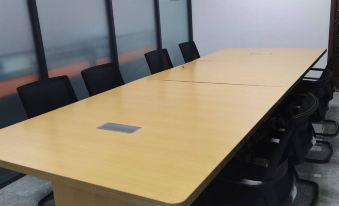 Apamen International Apartment (Guowei Central Plaza)