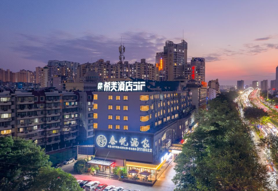 hotel overview picture