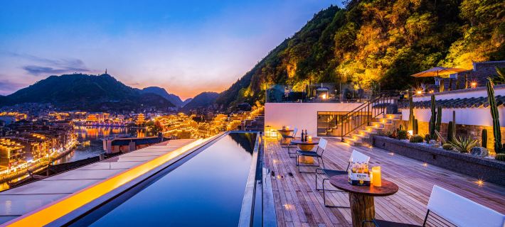Shanheshi 360° Panoramic Skyview Guesthouse (Zhenyuan Ancient Town) Hotels in Zhenyuan County