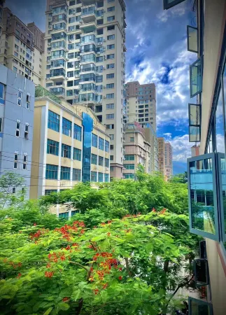 Jinhui Hotel Lishui Отели рядом с достопримечательностью «Tongxin Square»