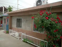 榮成鄰海望山民宿 鄰近永信漁需商場的酒店