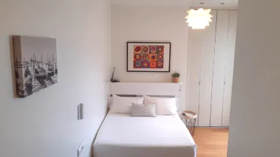 SEAFRONT LUXURY STUDIO by www.SanSebastianApartments.es Hôtels à : 