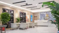 Yixiang Hotel (Yining Station Branch)