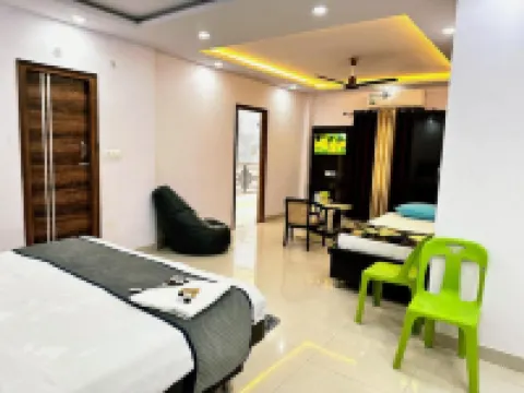 Hotel Pink Paradise ( Gorakhpur, UP) โรงแรมในโคราฆปุระ