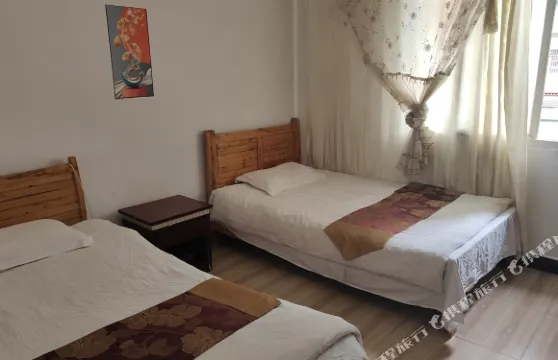 壤塘爾甲商務賓館