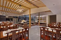 Hongqiao Story Homestay (Phoenix Ancient City Hongqiao Branch)