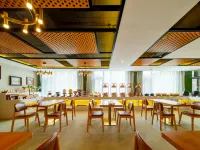 喆啡酒店（赤峯克什克騰旗烏蘭布統景區店） - 酒吧