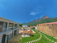 Dongtaihang Qianyu·Jubai Vacation Apartment