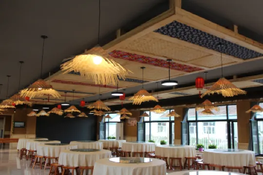 Riverside Boat Song Hotel Homestay