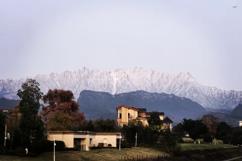 스프링 힐 리조트 호텔