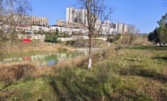 Nayong Nuofanxi Garden Hotel (Xiangmi O City)
