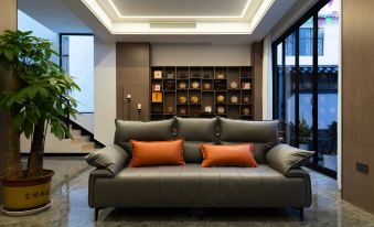 Hantian | Yunkaxueyu • Snow Mountain Panorama Hotel (Lijiang Gucheng Heilongtan)