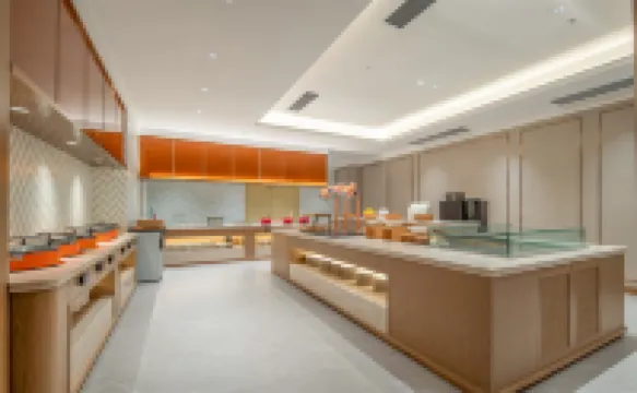 維也納酒店（汕頭高鐵站海納天地店）