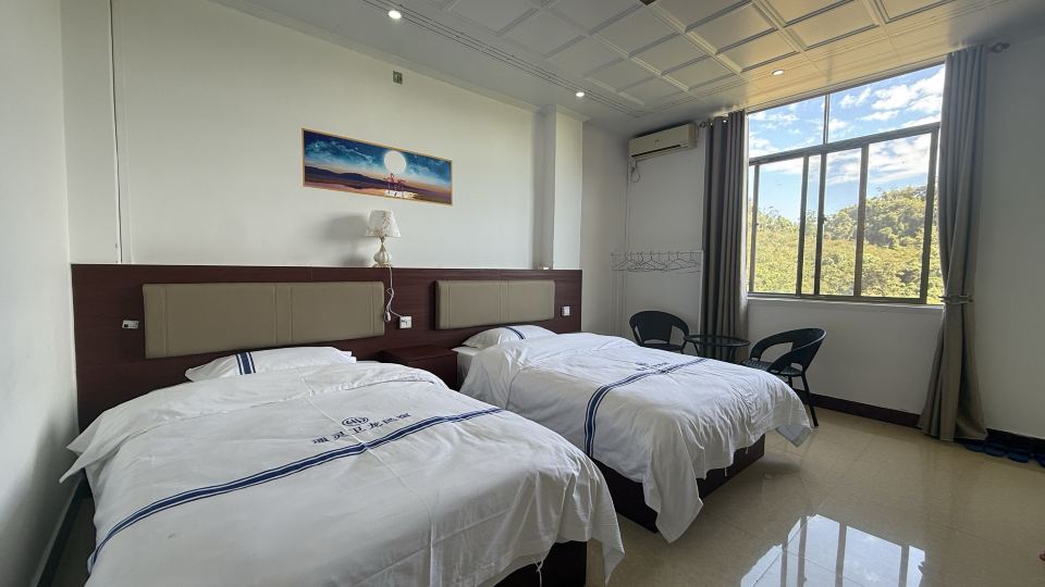 Tongling Weilong Homestay