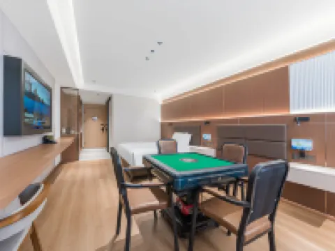 QingShan Holiday Inn Hotéis em Sertar