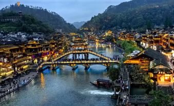 Huajian Homestay