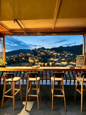 Xijiang Xianxin·Banshan Xingsu Light Luxury Panorama Hotel