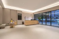 Yunqi Hotel (Changshu High-Speed Railway Station Xinyi Plaza) - parking