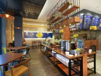 Yello Hotel Manggarai Hotels near Epicentrum Walk
