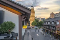 Jishang Hotel (Kunming Nanping Pedestrian Street Jinma Bijifang Branch)