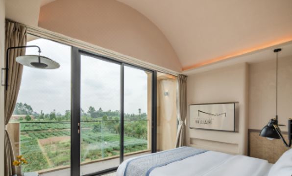 Qionglai Jiaolan Shanfang Homestay