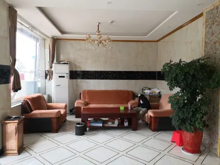 Suixian Hongsheng Business Hotel Отели в г. Суйсянь