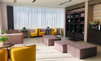 Homeinn Plus (Wuhan Hanzheng Street)