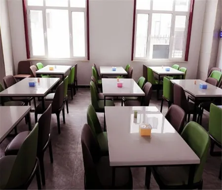 GreenTree Inn (Tangshan Road North Area Xueyuan Road Branch) Отели рядом с достопримечательностью «Tangshan Normal University (University Road Campus)»