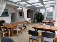 A sea by sea Guesthouse
