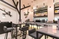 City Center Hotel - ที่มีบาร์