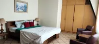 Obc Villa فنادق في Cidadap