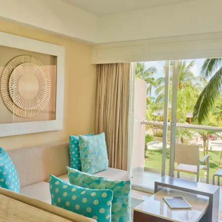Grand Fiesta Americana Coral Beach