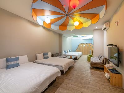 Happiness YES Hostel