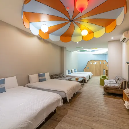 Happiness YES Hostel