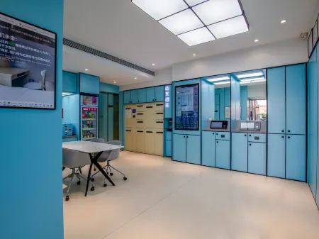 Hi Inn (Beijing Dongsi Metro Station) Отели рядом с достопримечательностью «Beijing Fujunwang Palace»