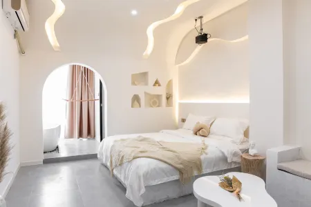 Loudi Qingyi Xiaozhan