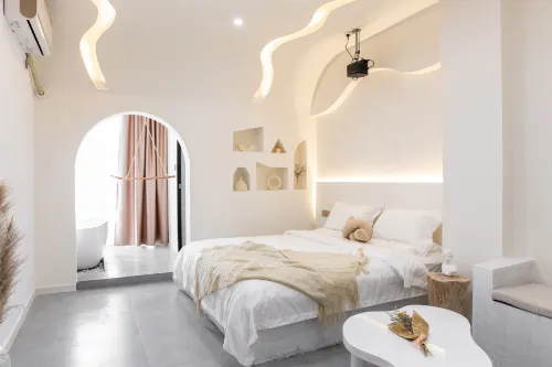 Loudi Qingyi Xiaozhan