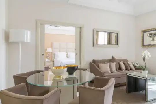 羅馬阿列夫希爾頓格芮精選酒店