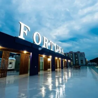 Fortuna Hotel Hotels near Tongyeong City Museum