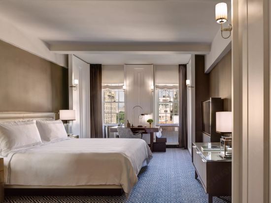The Carlyle, A Rosewood Hotel