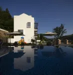YUNXI Designer Hot Spring Homestay - Private Pool