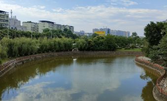 Langqiao Theme Hotel