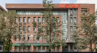 Ruibai Cloud Hotel (Tianjin Binhai International Airport store) Hotels in Tianjin